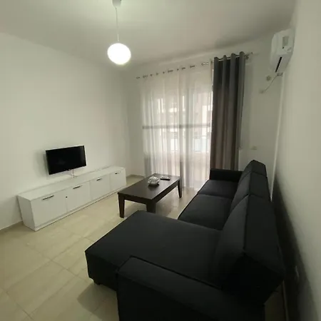 Blu * Vlorë